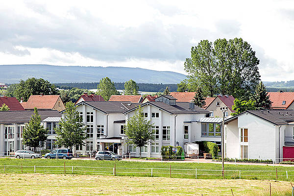 AWO Pflegeheim „Am Wolfsberg“ feiert 20. Geburtstag